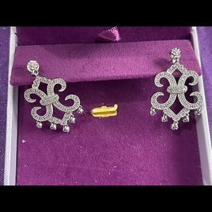 10k gold earrings